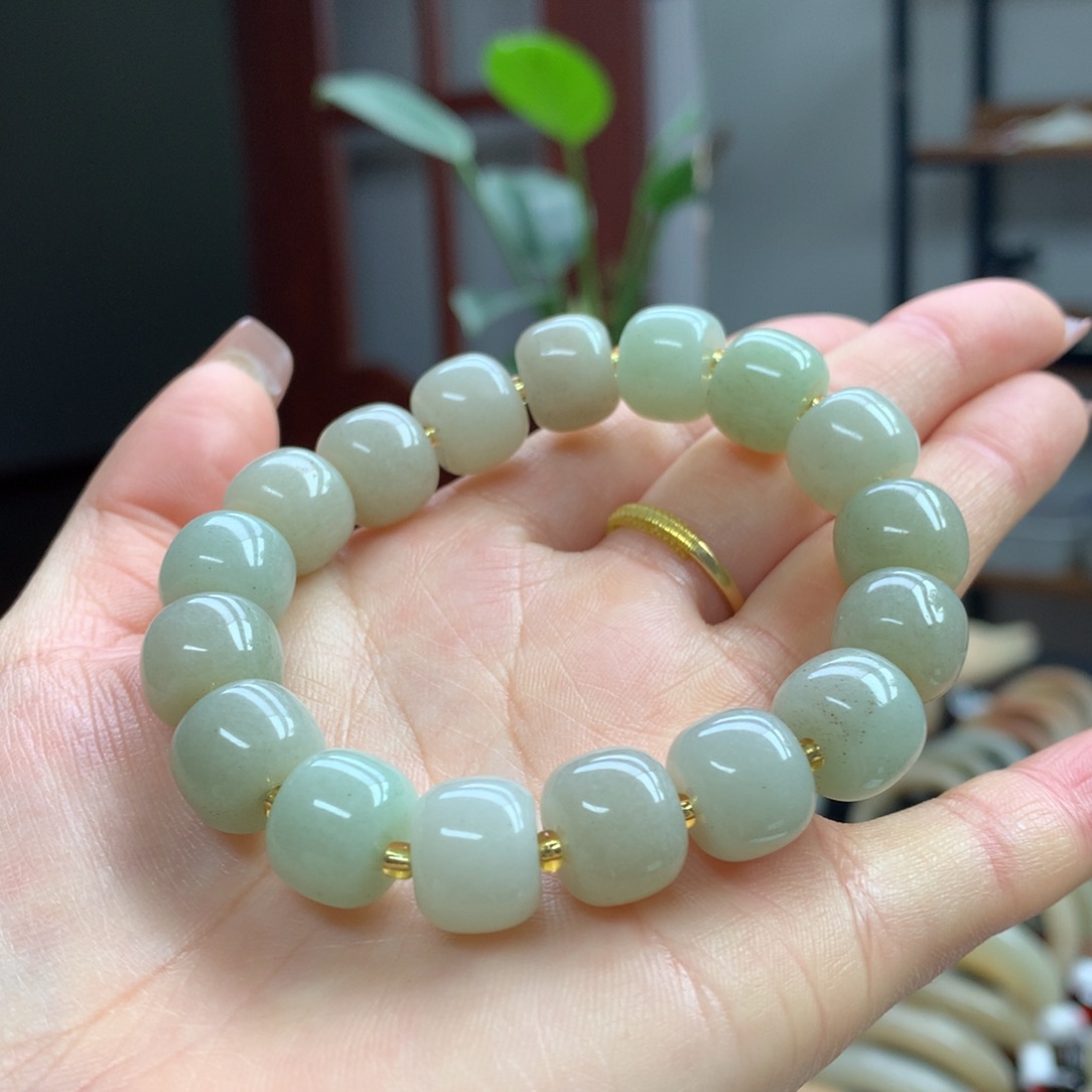 石英质玉串未镶嵌