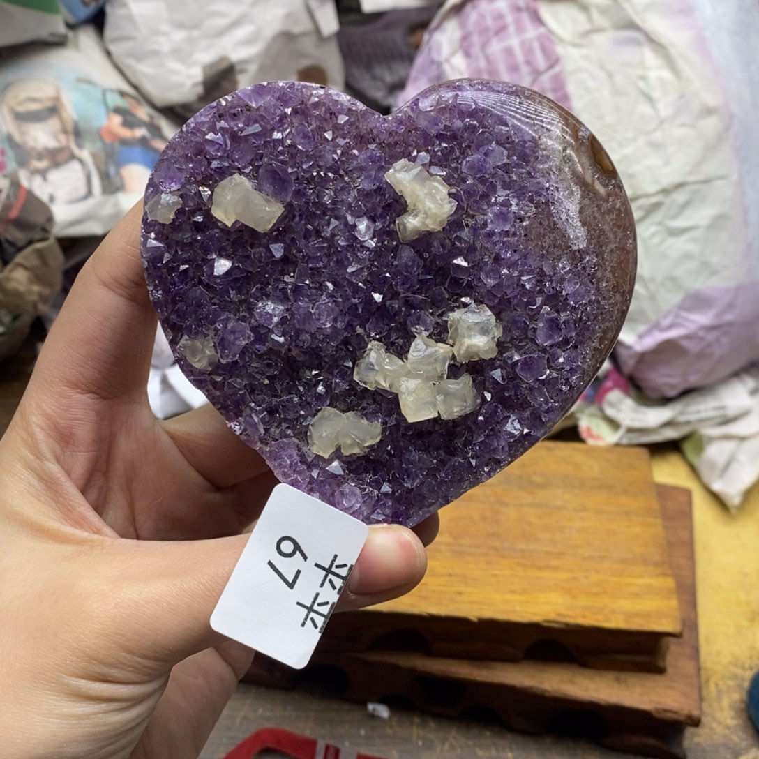 紫晶乌拉圭未镶嵌