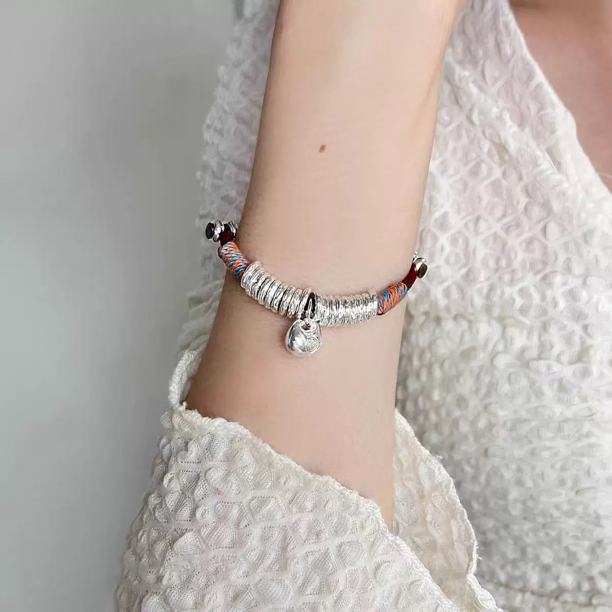 《清仓专属》H039轻奢设计ins风女款气质定制生肖挂饰品A