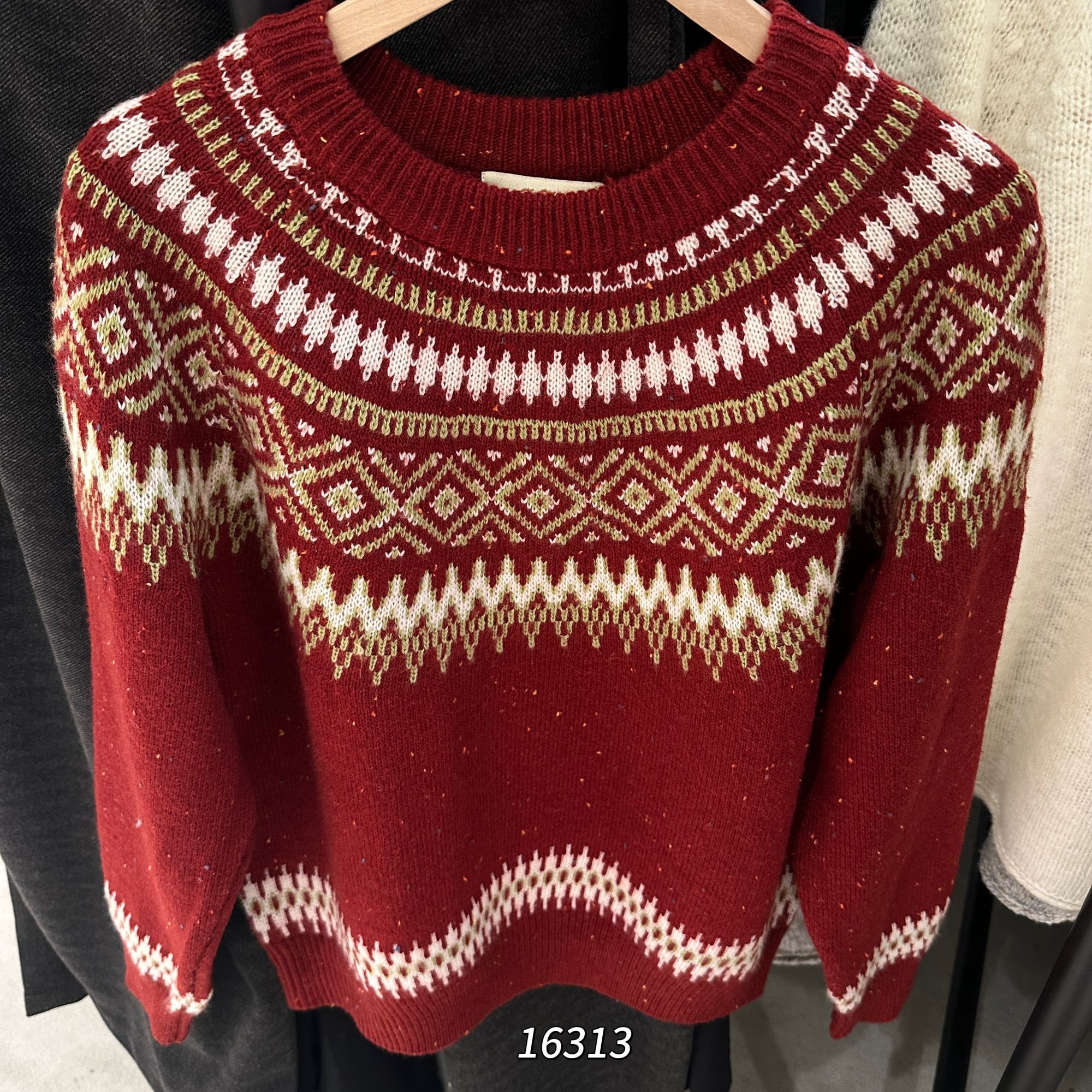 16313 WANGDAN（部分无水洗唛，介意慎拍)新款圆领复古针织衫