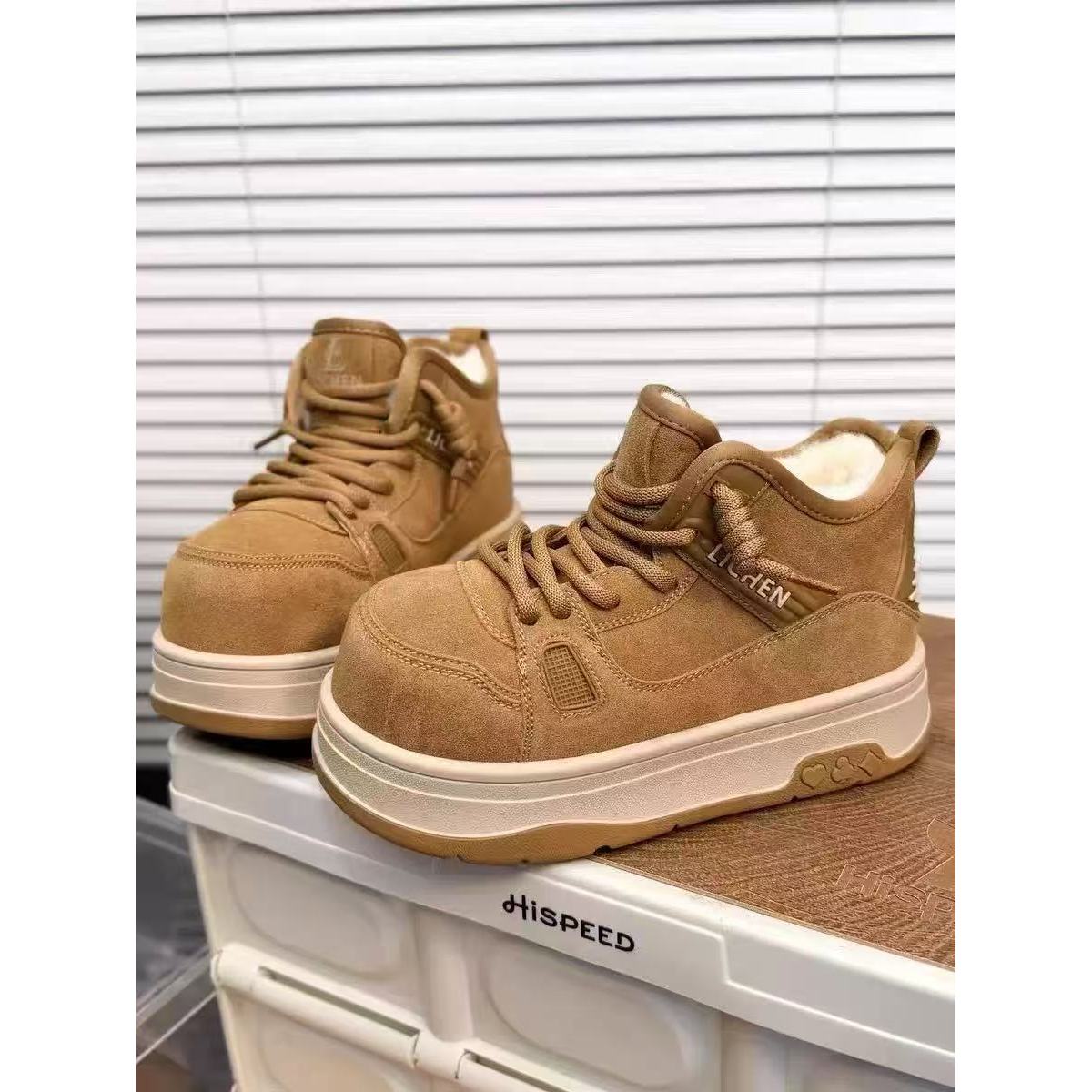 新款气质百搭潮流女士[大棉}休闲鞋B/CC/5319-36