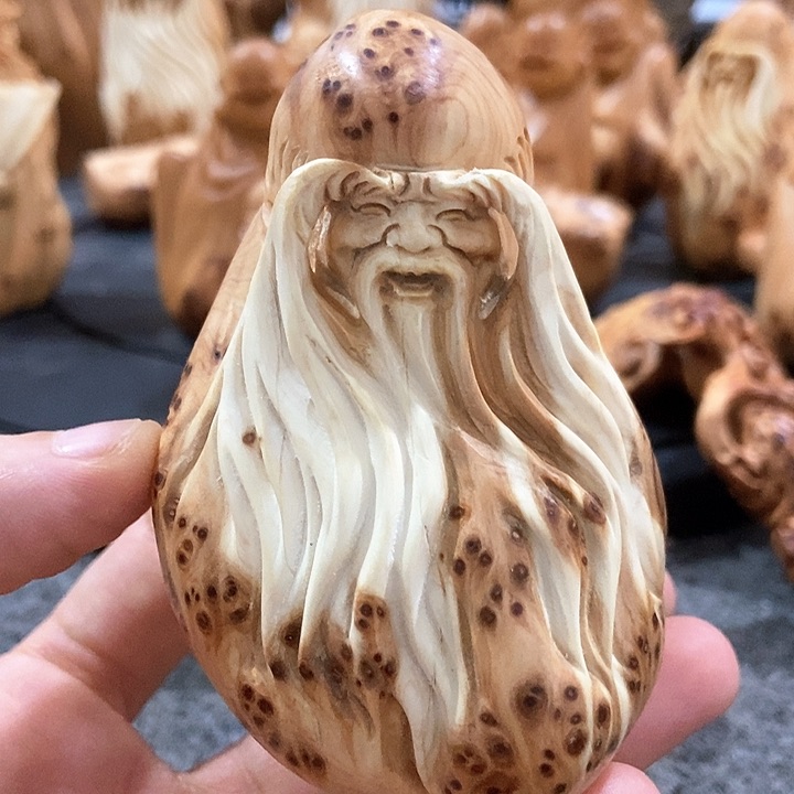 柏木（崖柏）留疤寿星