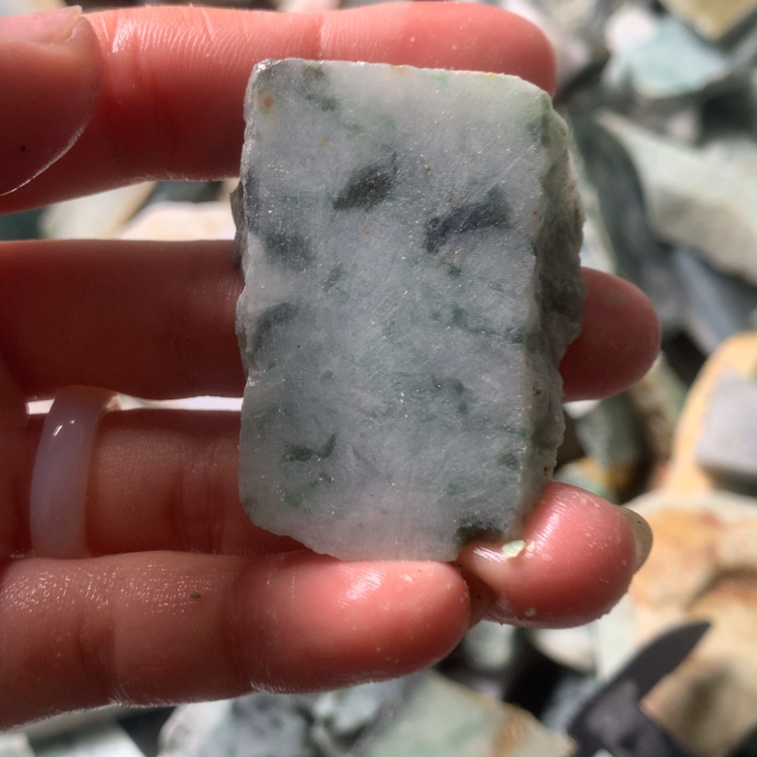 翡翠颈饰未镶嵌缅甸翡翠