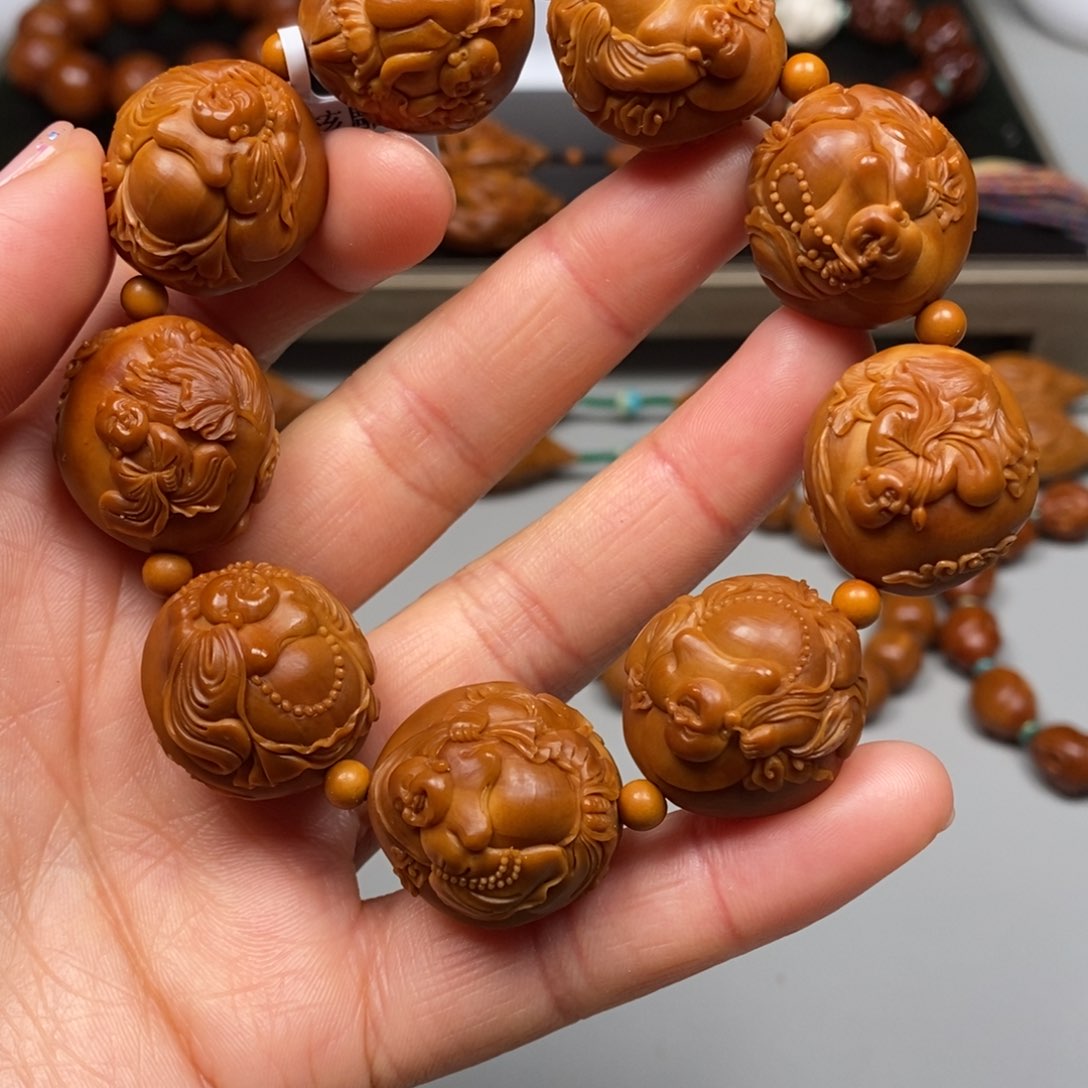 橄榄核吊坠童子弥勒