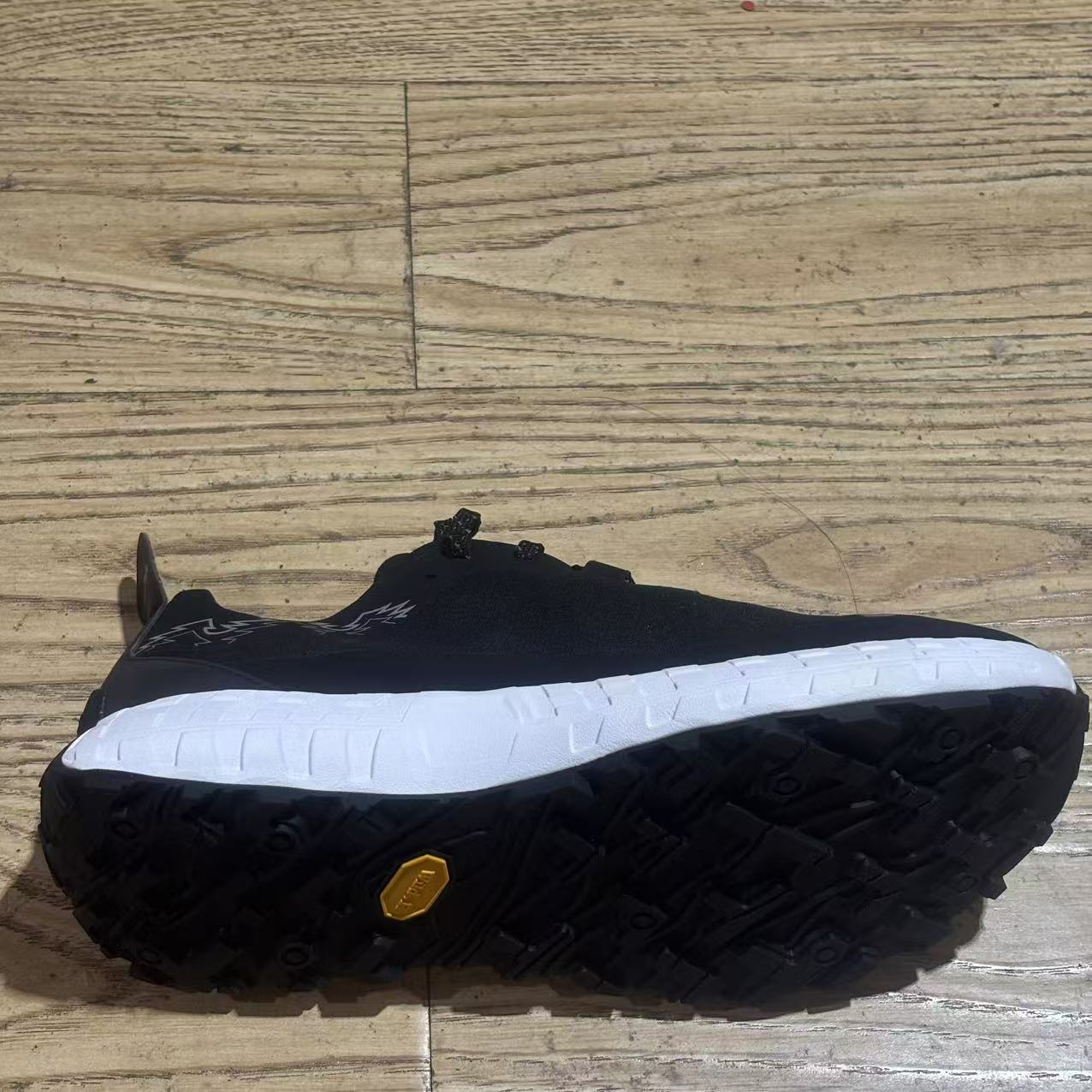 户外低帮系带透气舒适时尚百搭轻便休闲鞋0013