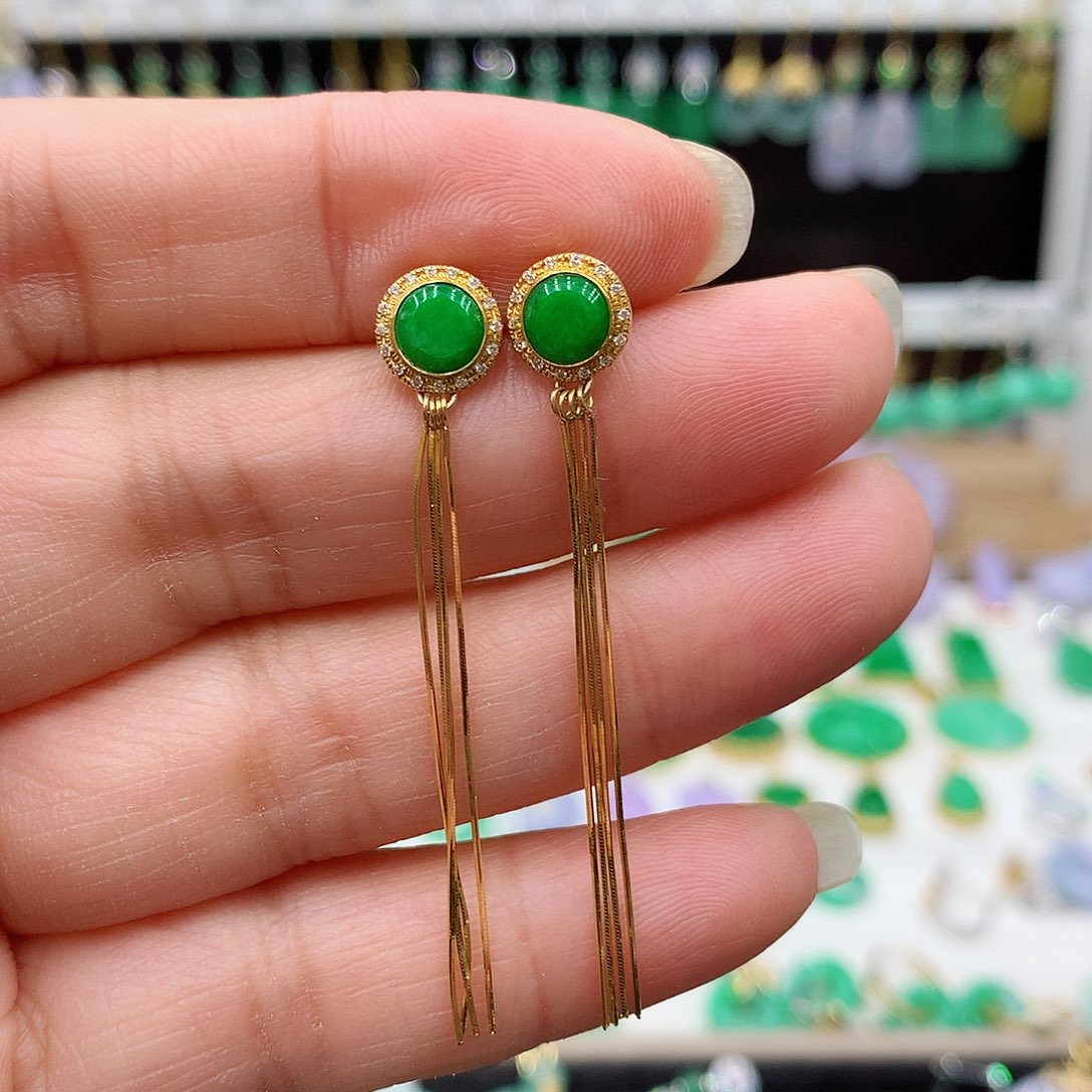 翡翠耳饰18K金镶嵌的
