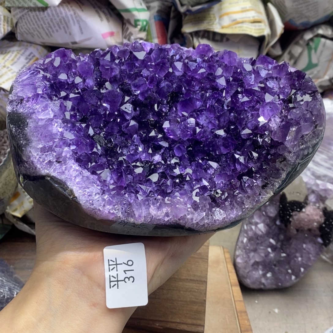 大型摆件（非配饰）未镶嵌水晶