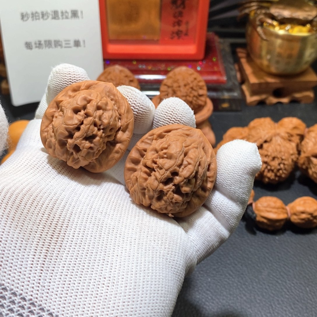 文玩核桃把件0180金字塔37