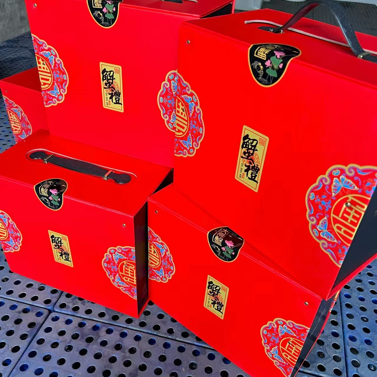 【活蟹】+江苏兴化+河蟹+2.5母蟹+2.1-2.5两+一只