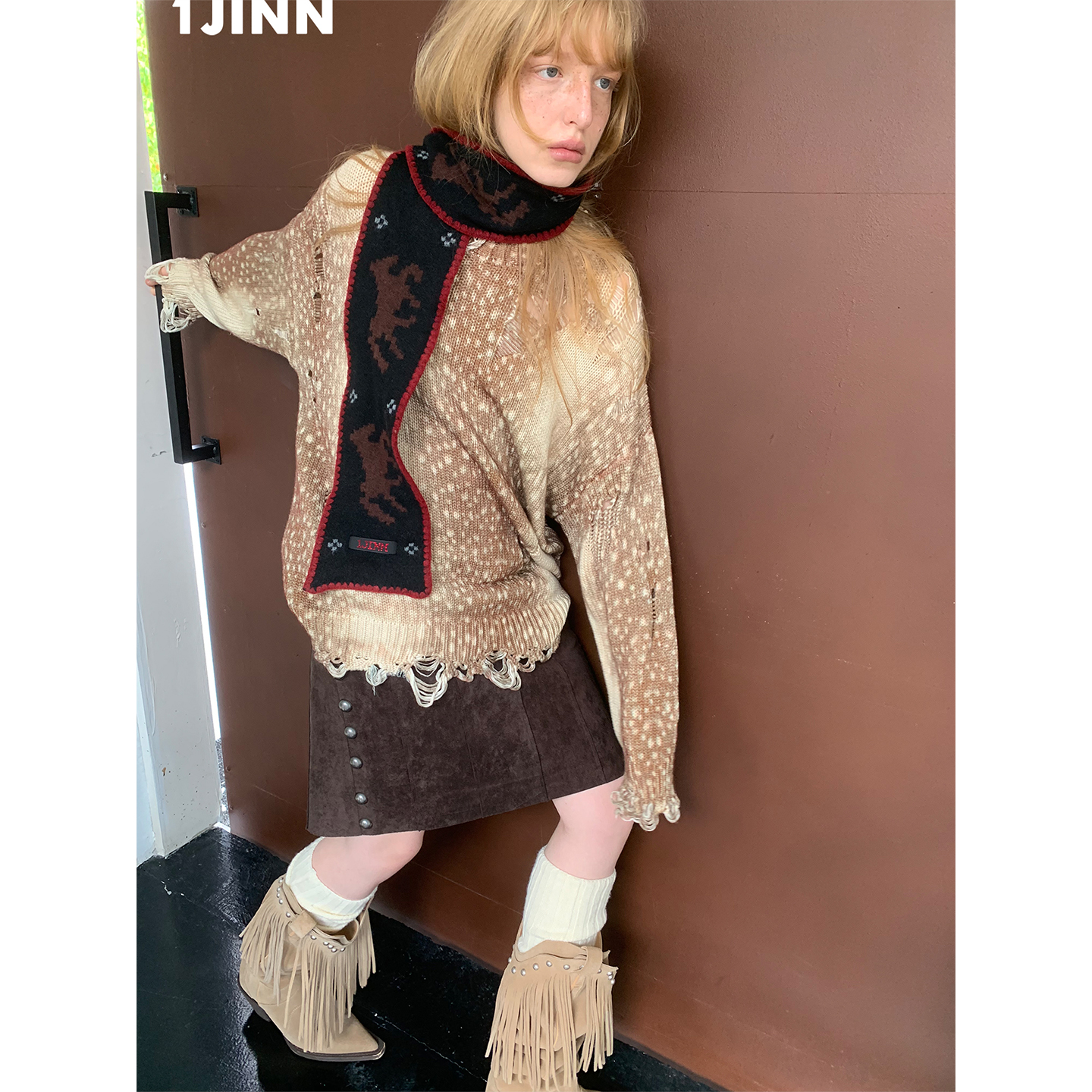 【25冬新VOL.2】1JINN STUDIO 小鹿纹印花破洞宽松圆领毛衣