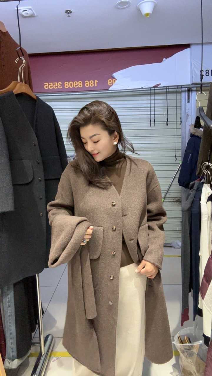 时尚V领廓形围巾双面羊毛大衣高级感外套