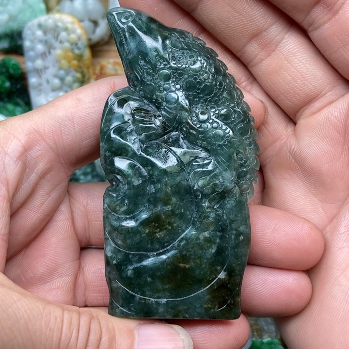 定制翡翠未镶嵌翡翠