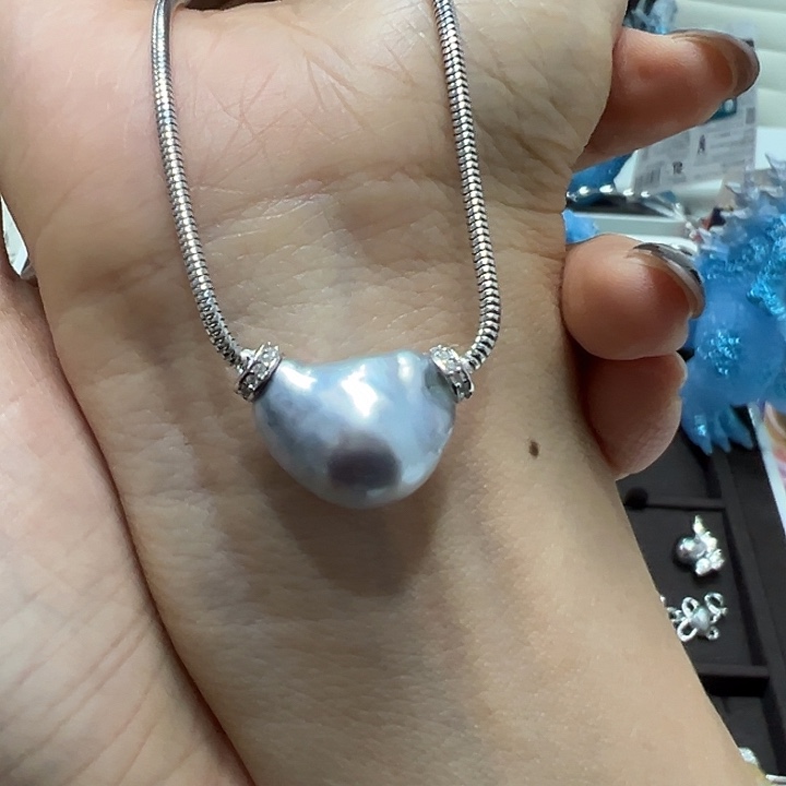 颈饰银S925镶嵌海水珍珠光*
