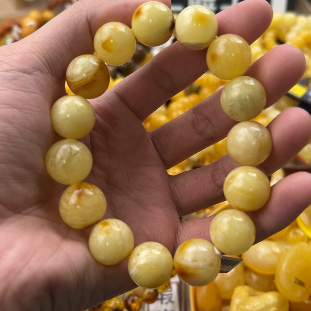 琥珀珠宝奇石未镶嵌