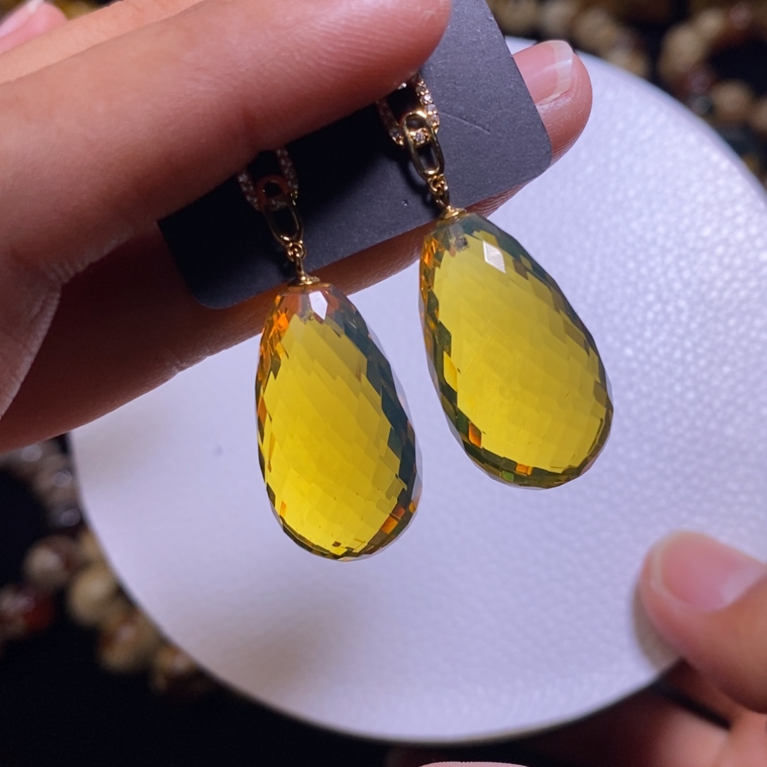 用***0琥珀未镶嵌颈饰耳环