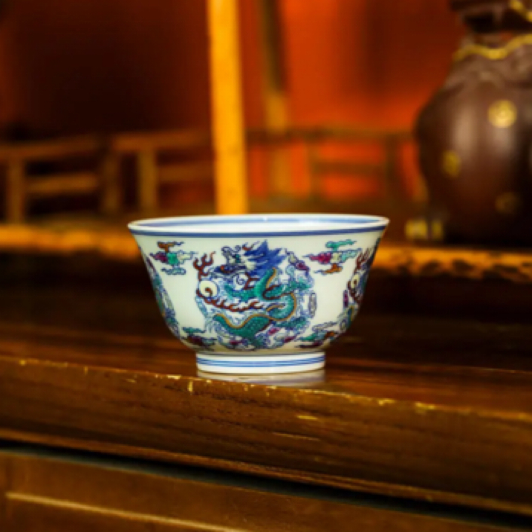 《昔年茶事》观溪柴窑斗彩团龙压手杯手绘龙纹带内绘中式茶杯