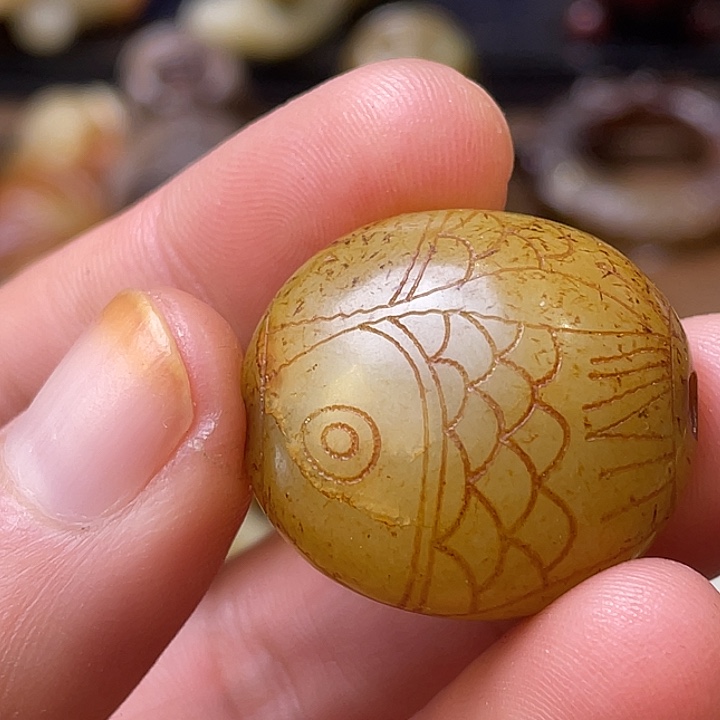 和田玉（糖玉）未镶嵌颈饰