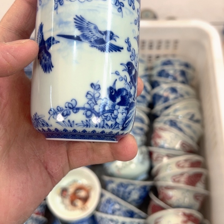 瓷片白青花喜上眉梢直筒杯全品