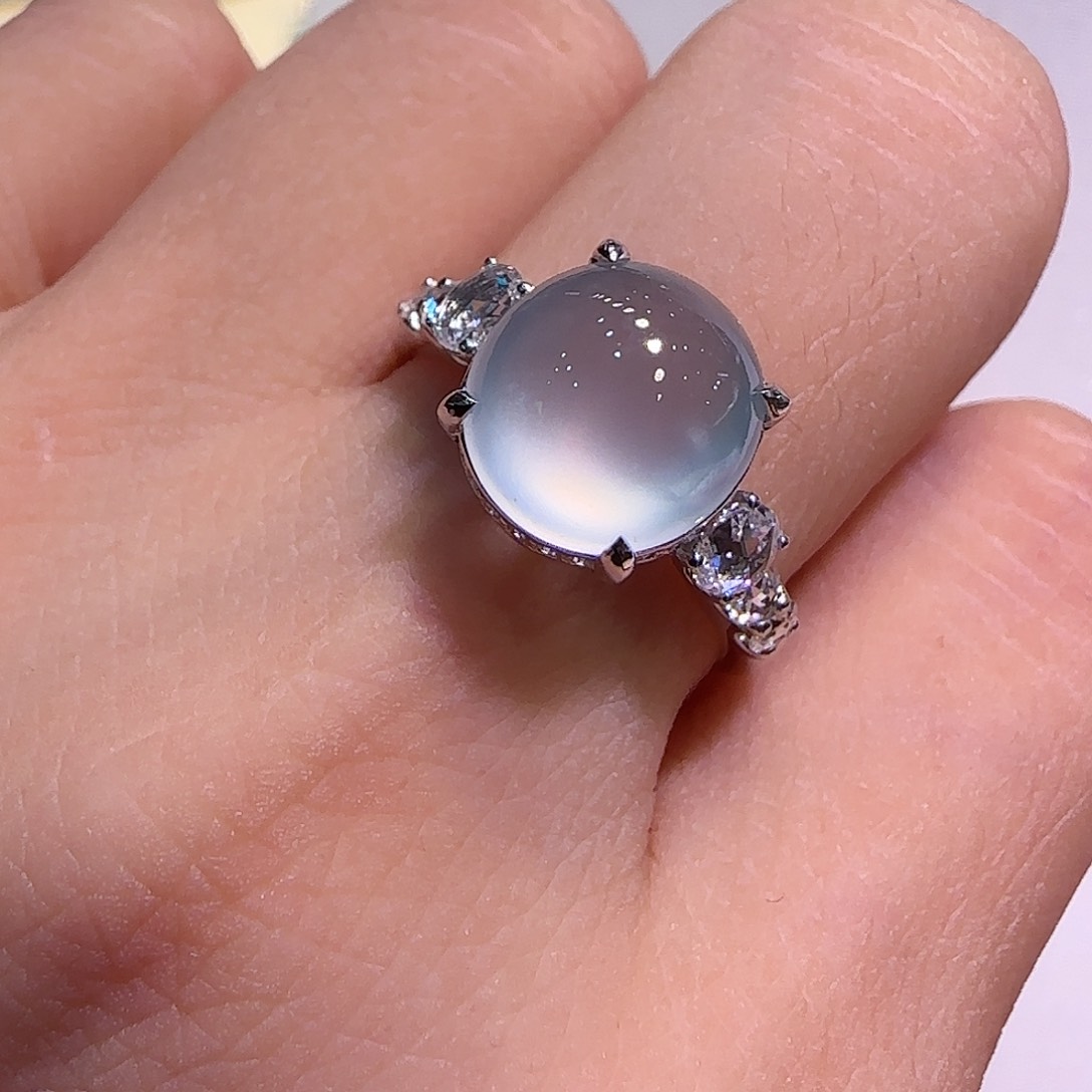 翡翠18K金镶嵌戒指戒指