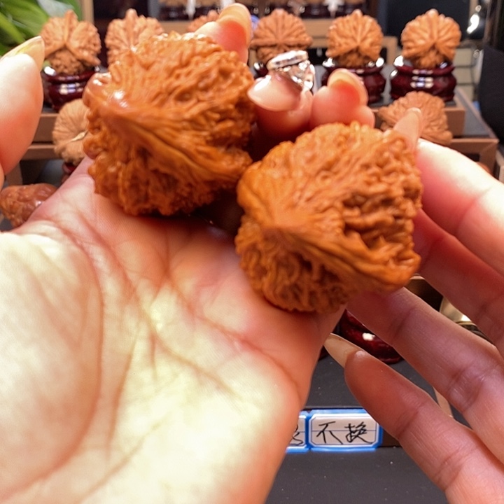 文玩核桃吊坠核桃