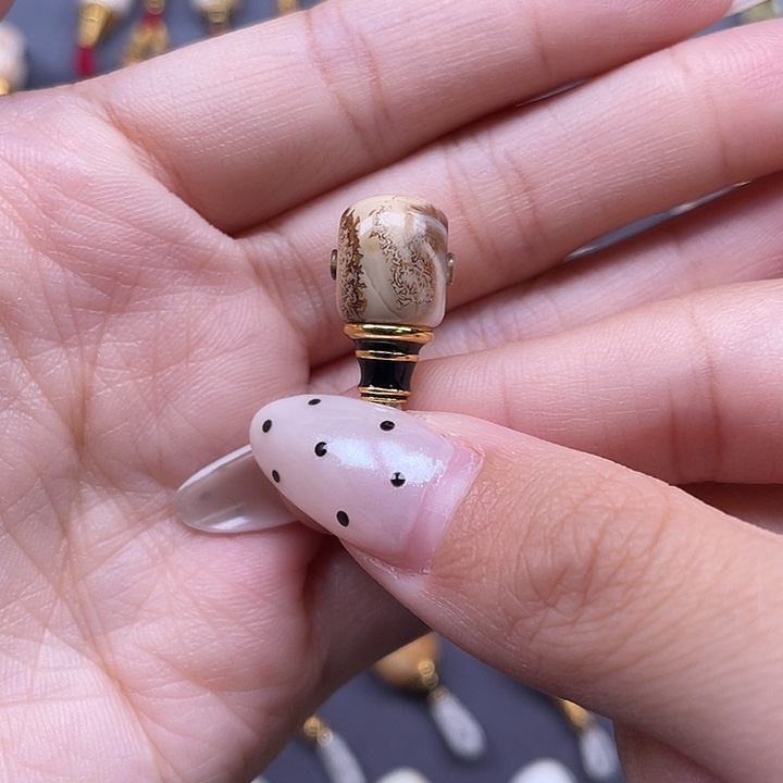 琥珀未镶嵌裸石9.3mm