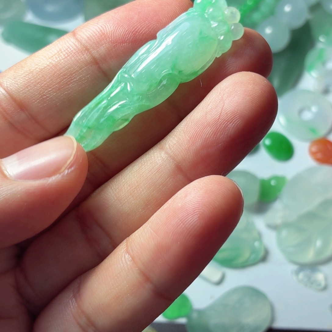 定制翡翠未镶嵌包工包