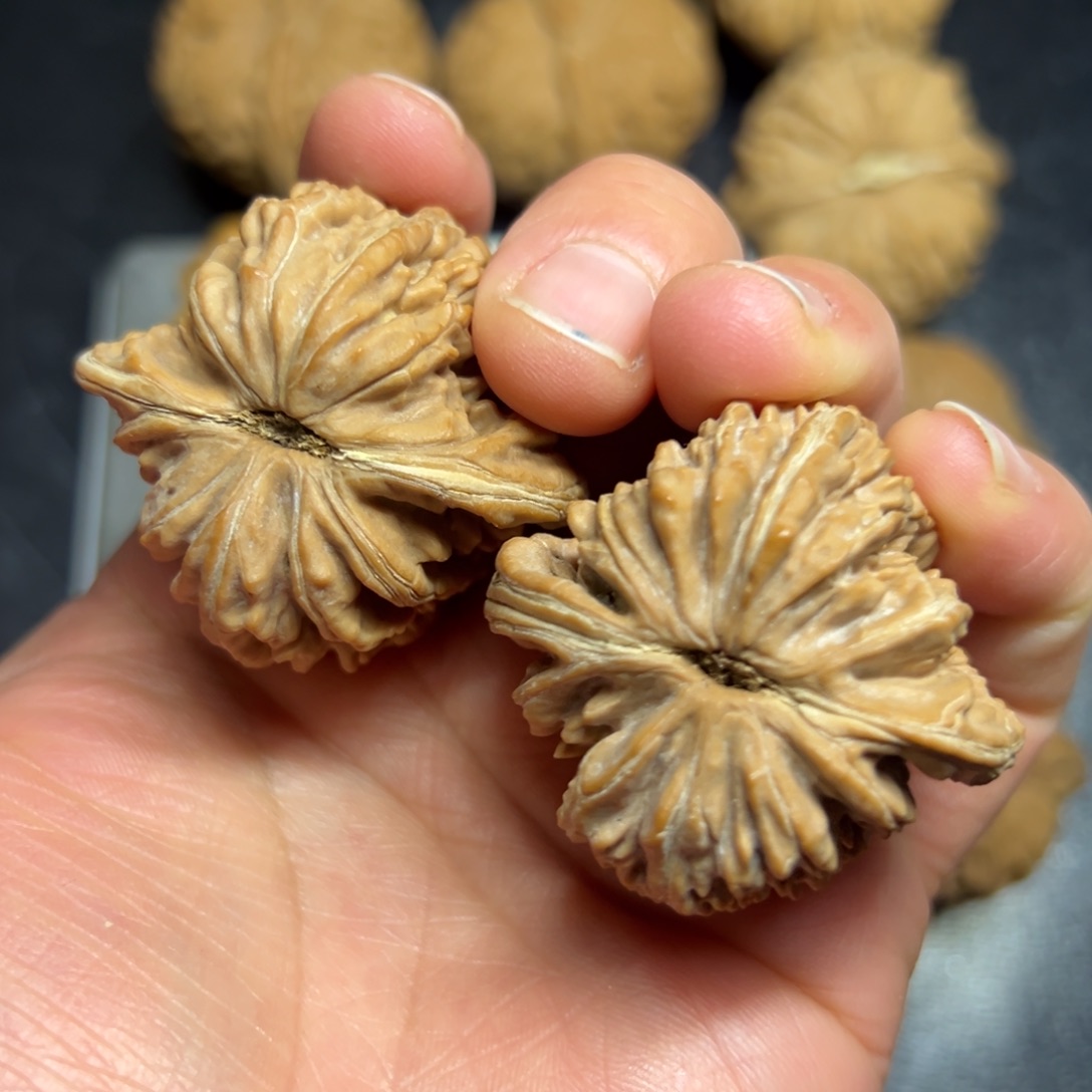 文玩核桃吊坠楼子放福利 包邮 偏远地区不包邮