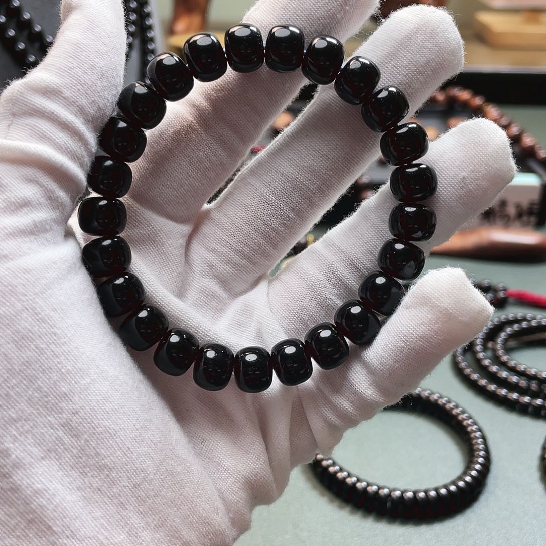 椰蒂吊坠这**星凡安椰蒂