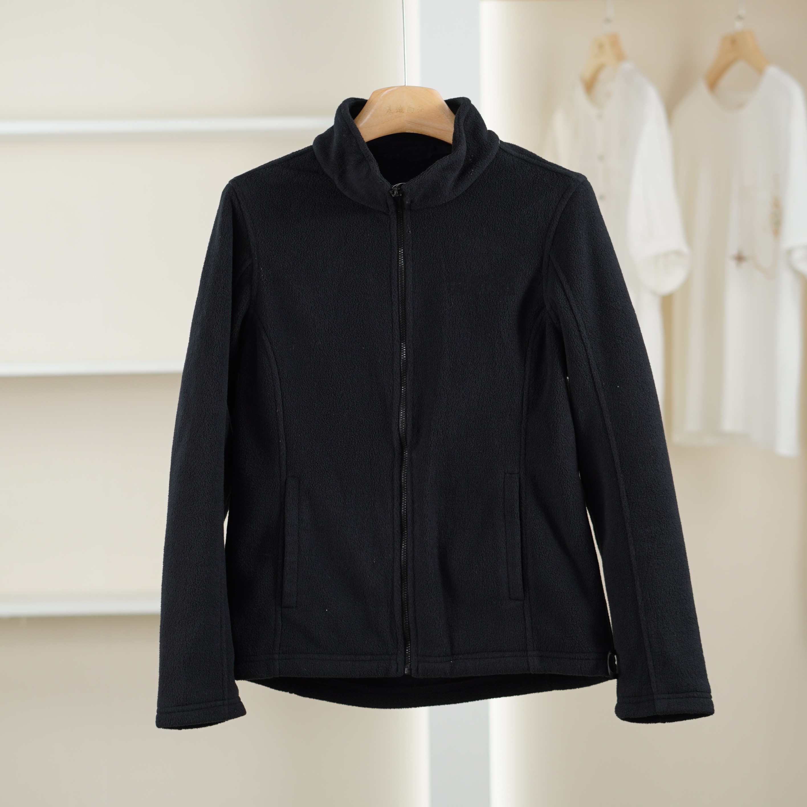 麦迪尚品【伯】51201407 秋冬厚款保暖立领抓绒上衣女装折扣