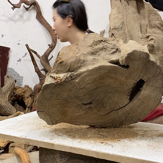 玥***品柏木我们都是好孩子