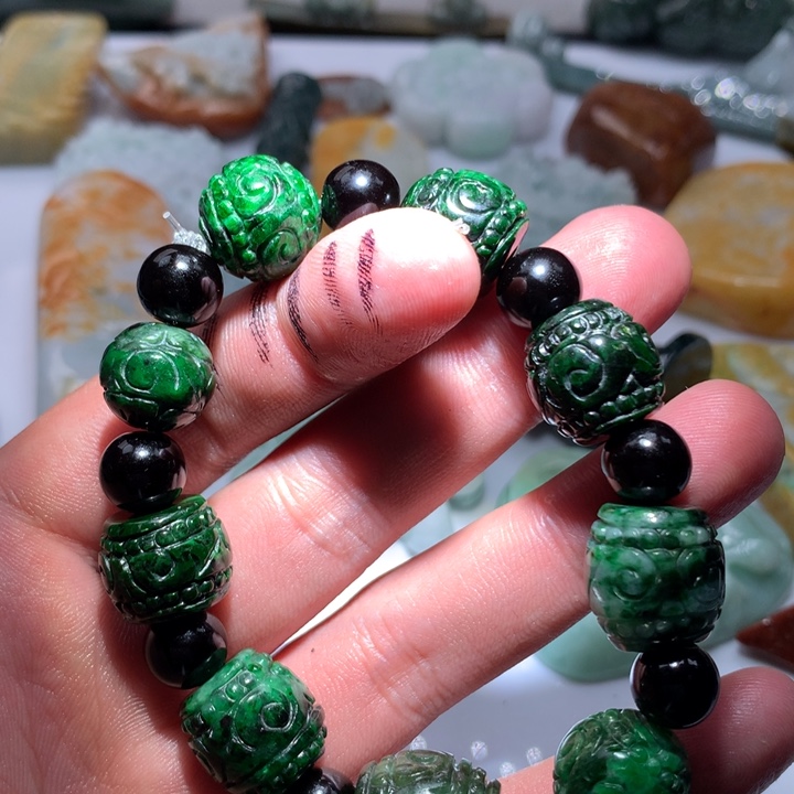 翡翠未镶嵌颈饰保真天然a货翡翠