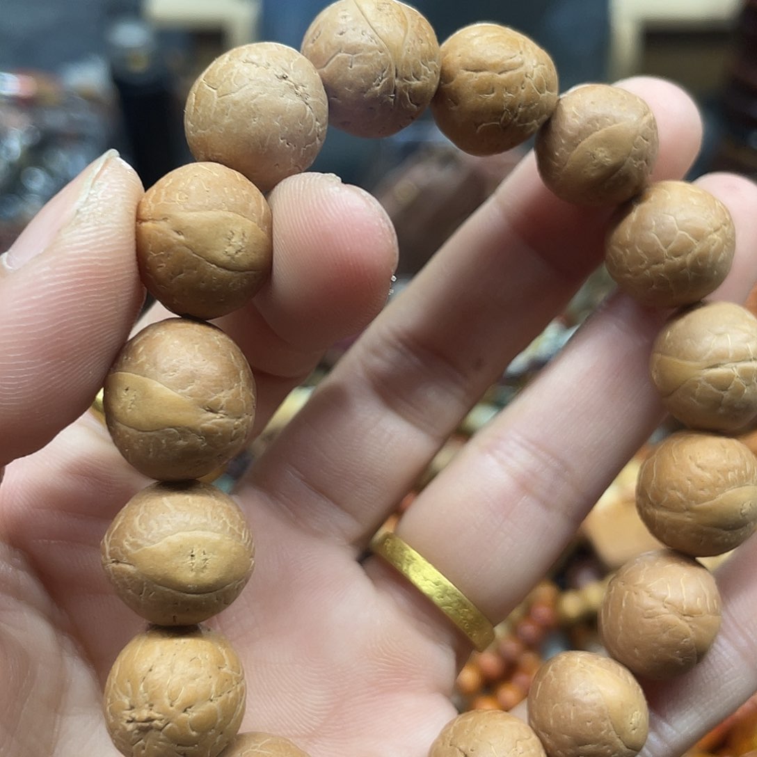 维腊木（绿檀）无事牌