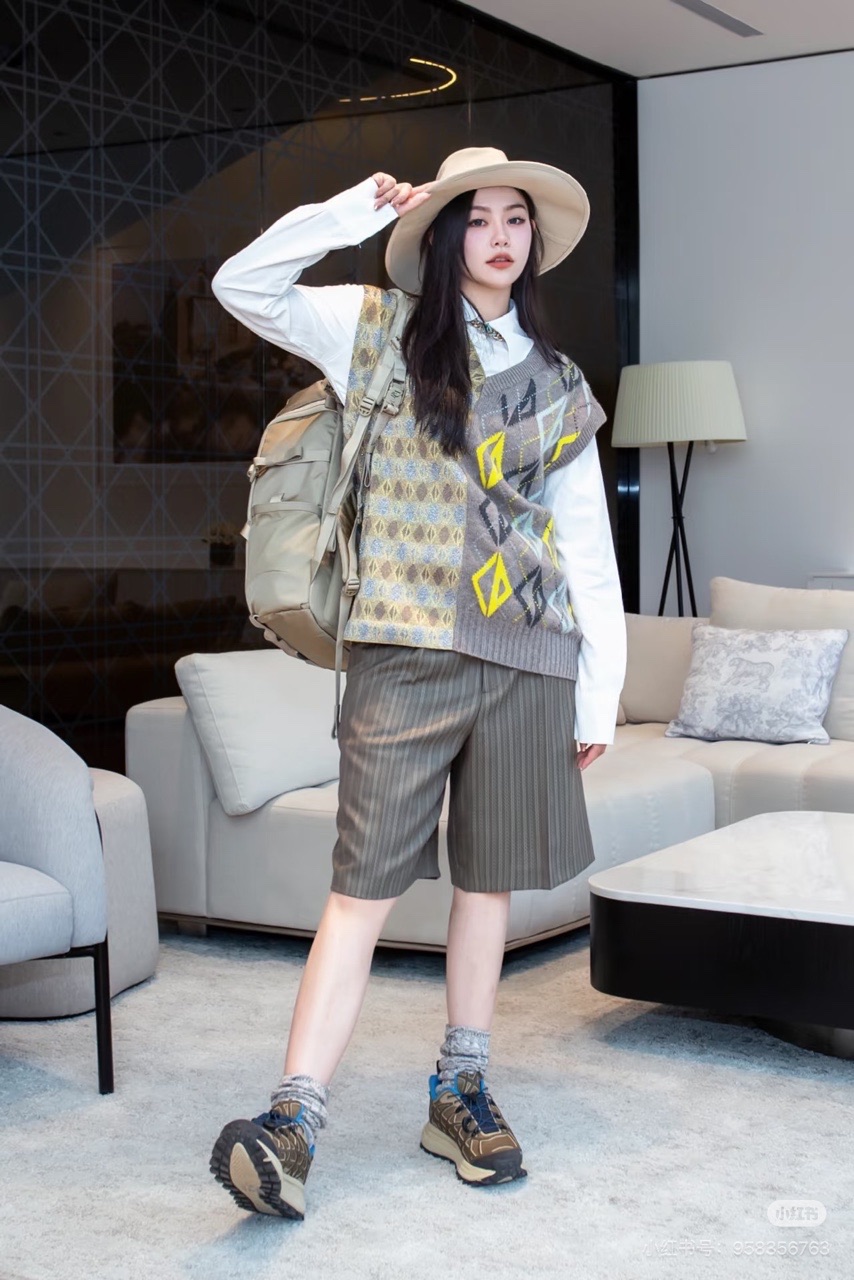 未使用 DIOR/迪奥 ypl 罗纹菱形图案V领针织马甲 103114 