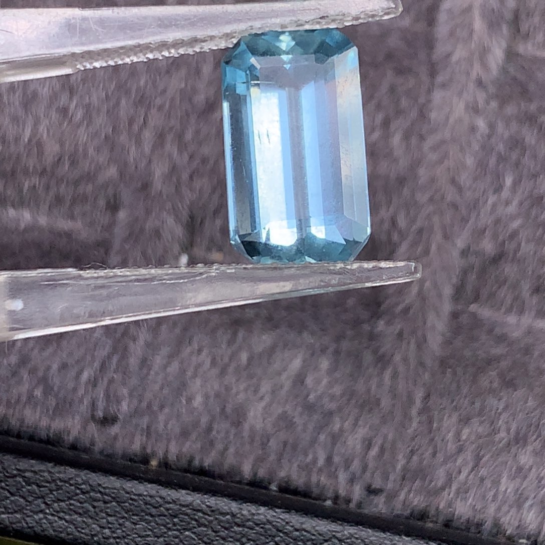 海蓝宝石裸石圣玛利亚海蓝堡4.22克拉