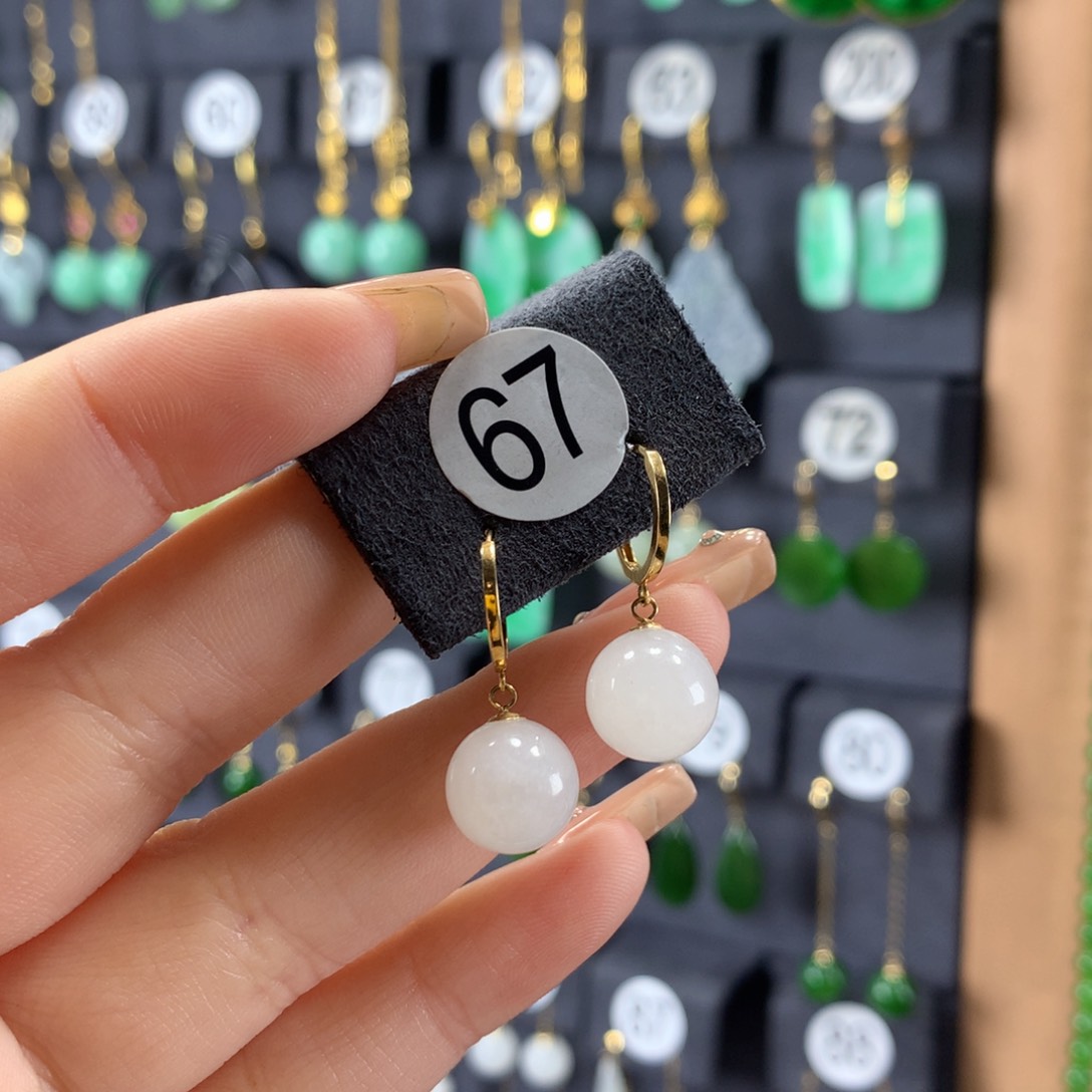 和田玉耳饰18K金镶嵌