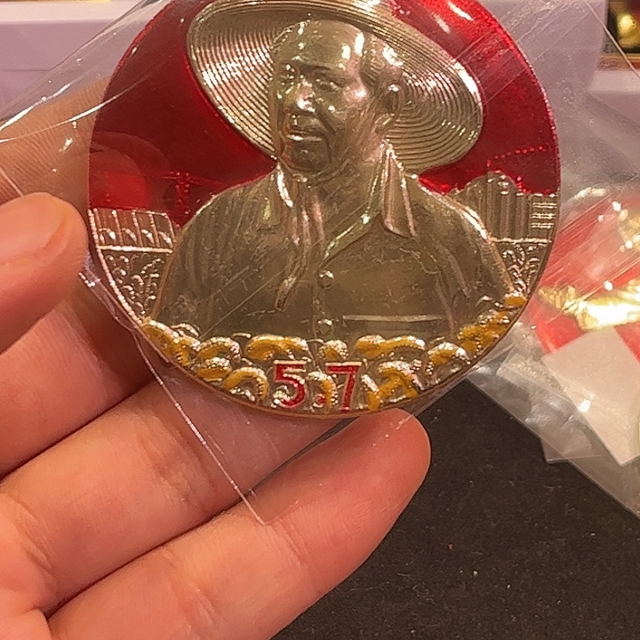 超***.像章一一一高贵轻复古一一一