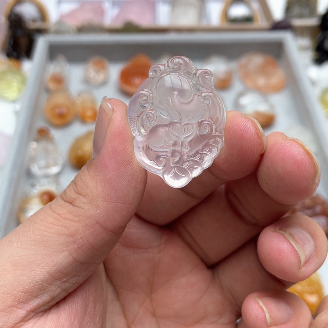 未镶嵌吊坠(不含链)水晶