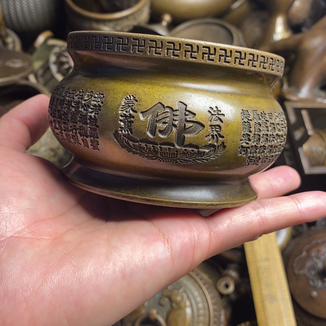 精美铜器做工精良