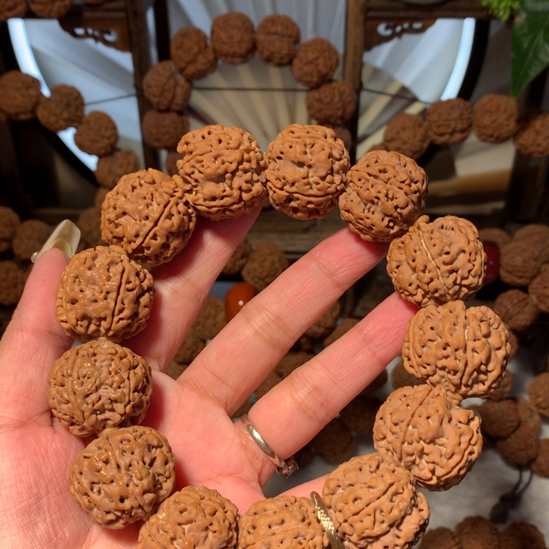 金刚菩提手串24。            