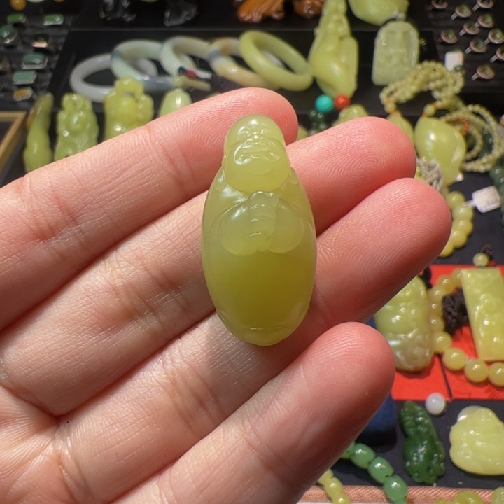 和田玉（黄玉）颈饰未镶嵌大**?