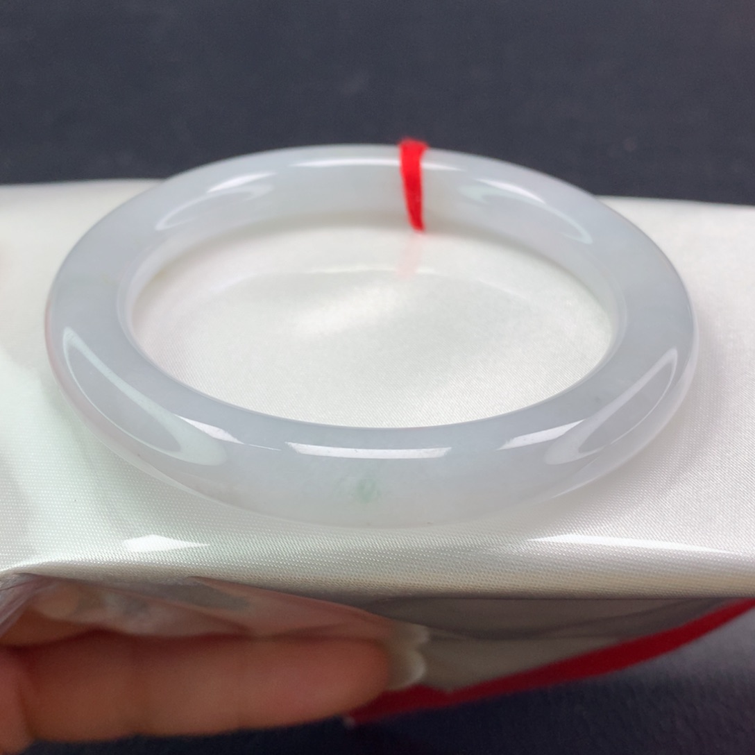 翡翠手镯未镶嵌（7号）圆条