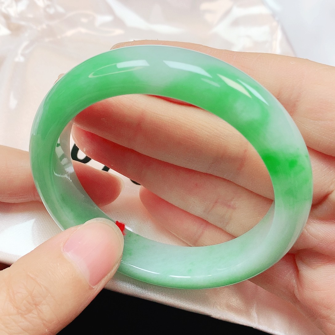 未镶嵌手镯翡翠抖音076