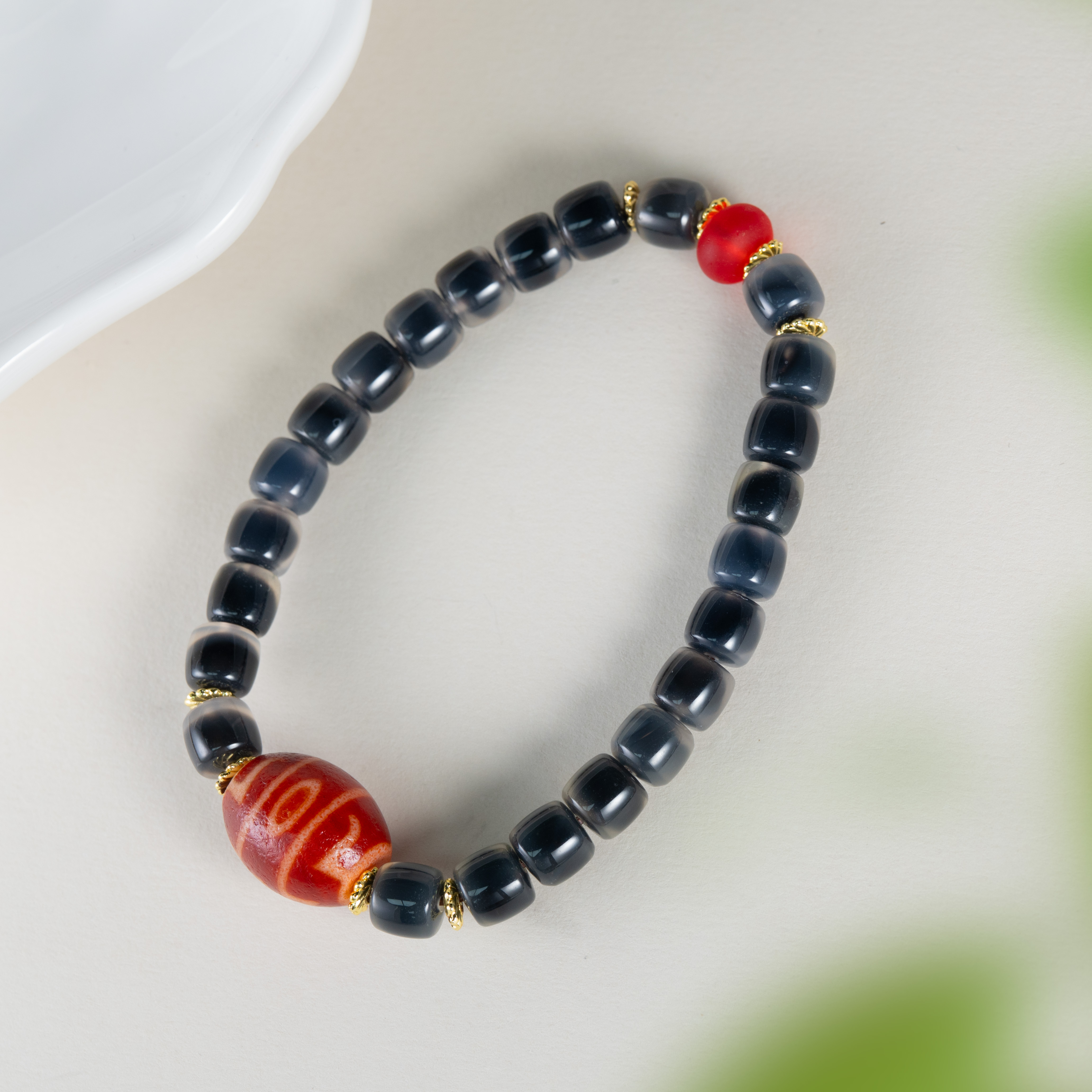 （灵魅）红肉莲师三眼百搭玛瑙DIY手链  多样性发一