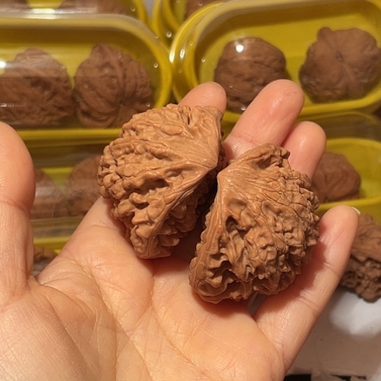 文玩核桃吊坠核桃