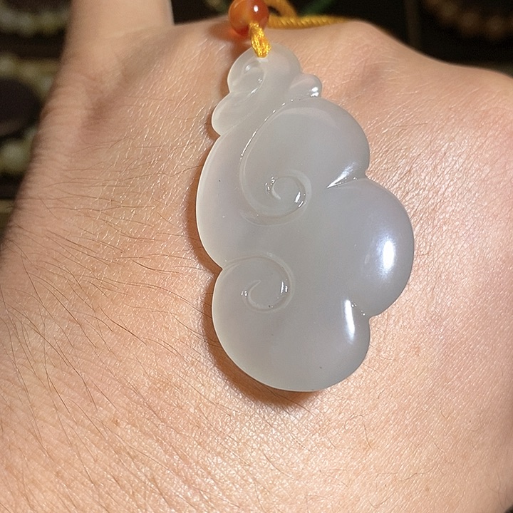 【闪购商品】吊坠(不含链)未镶嵌和田玉