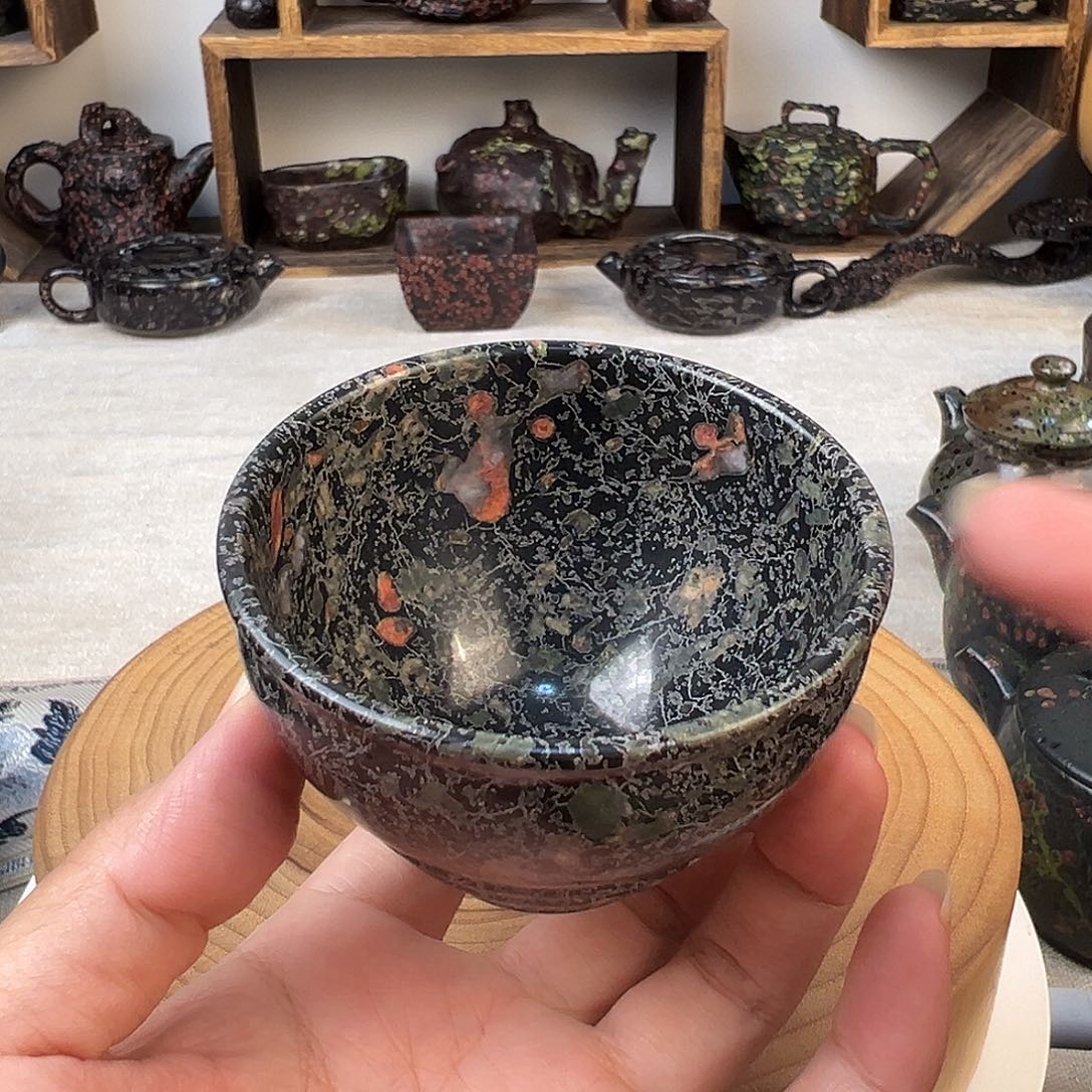 梅花玉青藤精品茶碗120毫升
