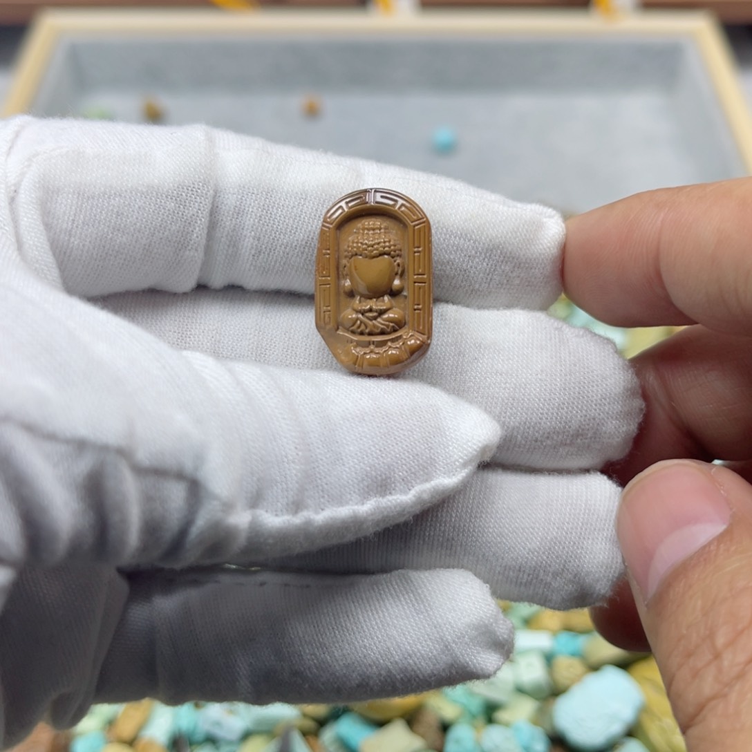 绿松石挂件未镶嵌