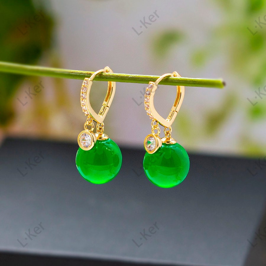 铜合金合成锆石耳饰 春季新品绿色绣球时尚感温柔欧若风耳环1041