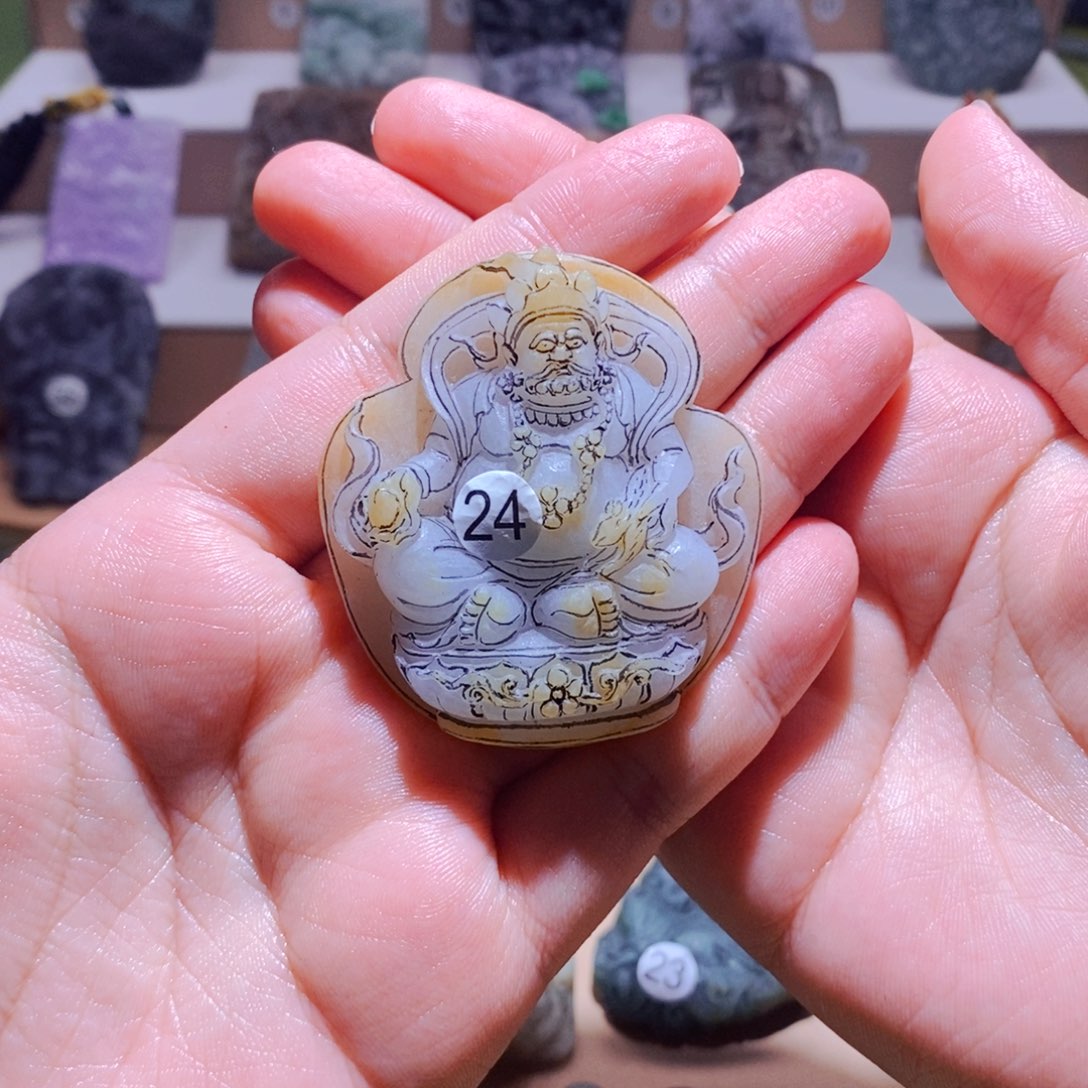 看***视定制翡翠未镶嵌黄财神
