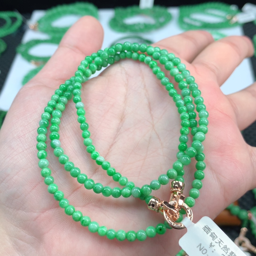 翡翠手链未镶嵌翡翠